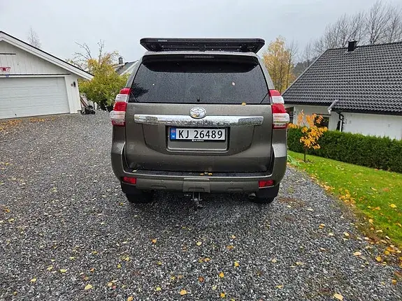 Toyota Land Cruiser 2016 photo 4
