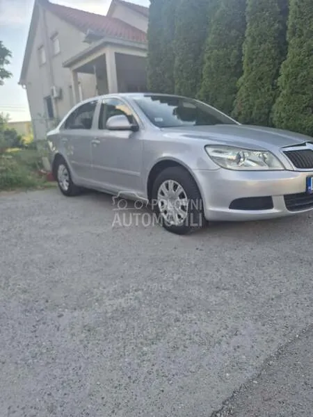 Skoda Octavia 2011 photo 3
