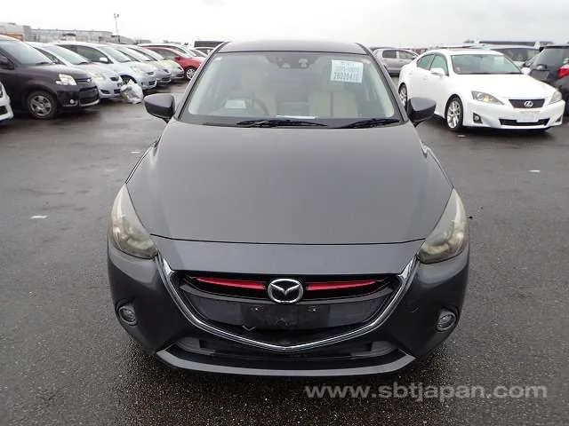 Mazda Demio 2015 photo 5
