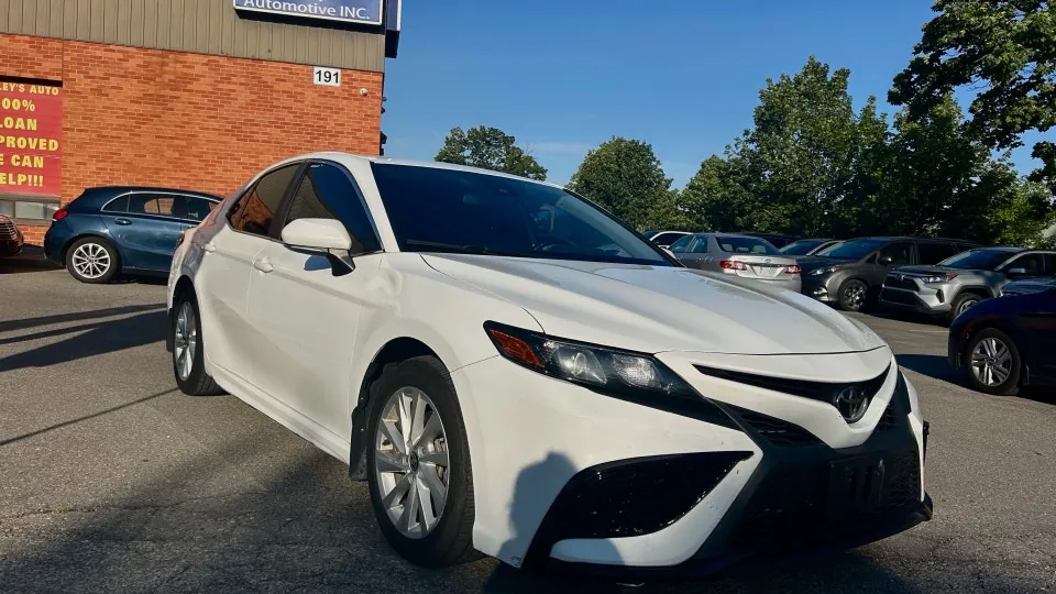 Toyota Camry 2022 photo 3