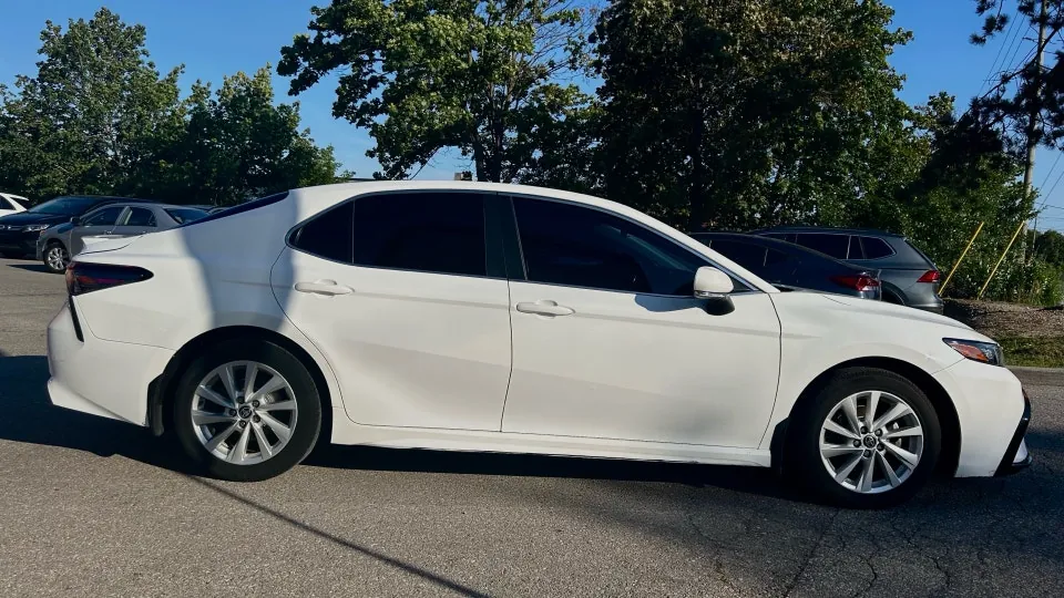 Toyota Camry 2022 photo 4