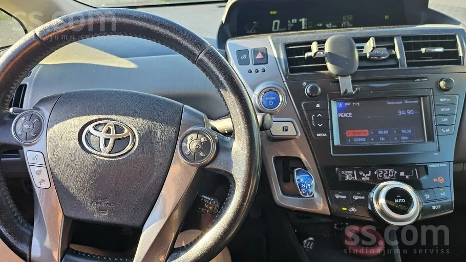 Toyota Prius 2012 photo 3