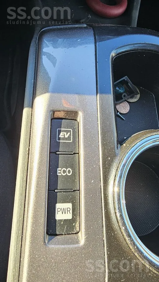 Toyota Prius 2012 photo 5