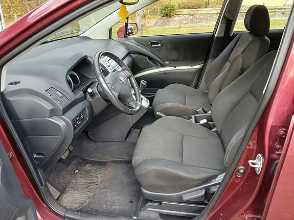 Toyota Corolla Verso 2005 photo 3