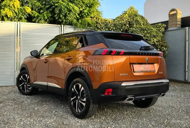 Peugeot 2008 2020 photo 5