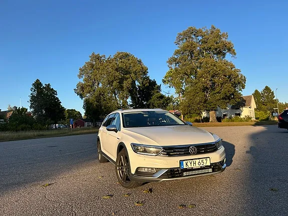 Volkswagen Passat Alltrack 2016 photo 2