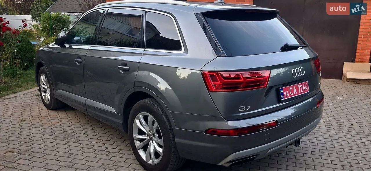 Audi Q7 2017 photo 5