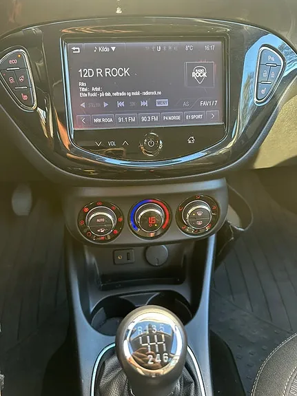 Opel Corsa 2015 photo 2