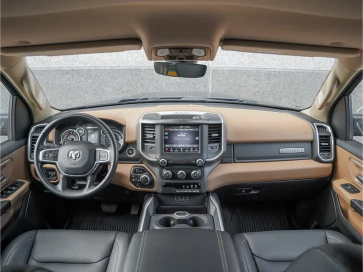 Dodge Ram 1500 2022 photo 3
