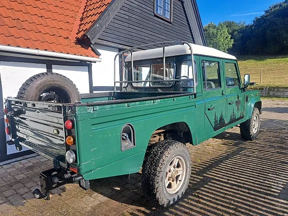 Land Rover Defender 2006 photo 4