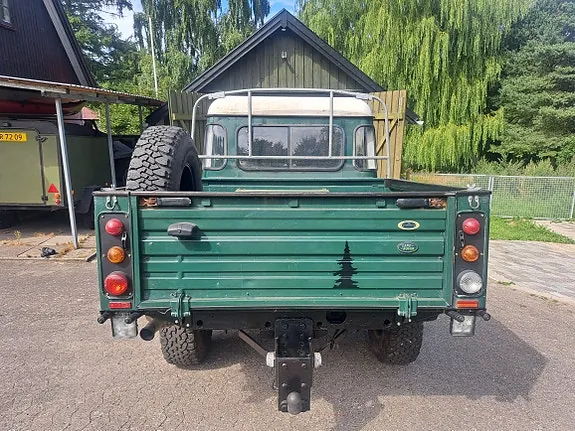 Land Rover Defender 2006 photo 2