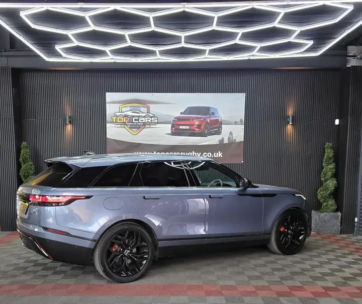 Land Rover Range Rover Velar 2020 photo 3