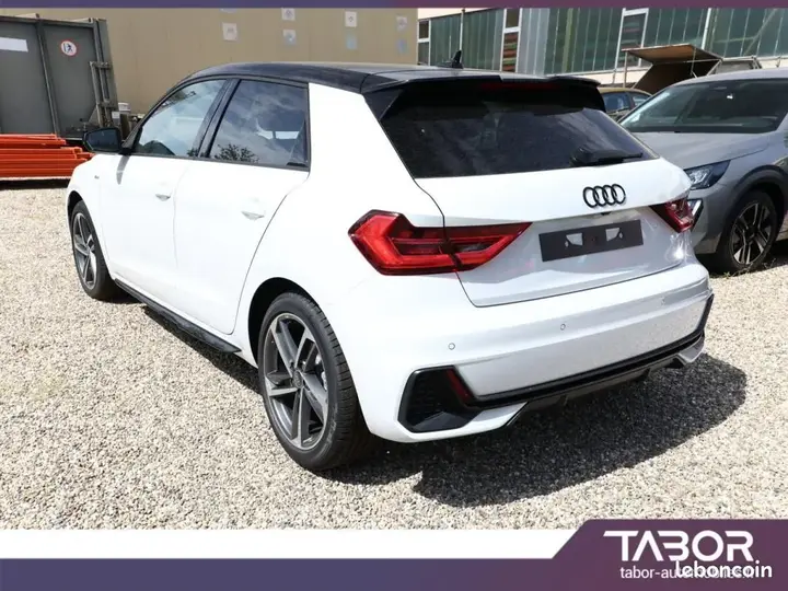 Audi A1 2026 photo 4