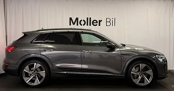 Audi Q8 2024 photo 2