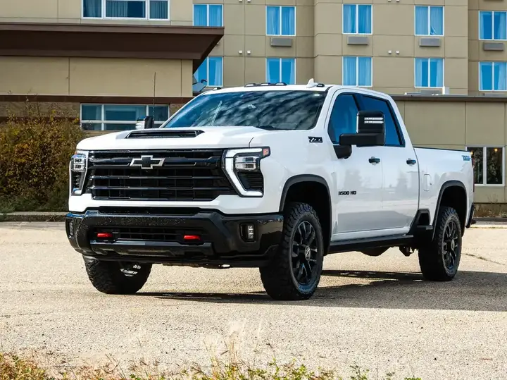Chevrolet Silverado 3500 2026 photo 4