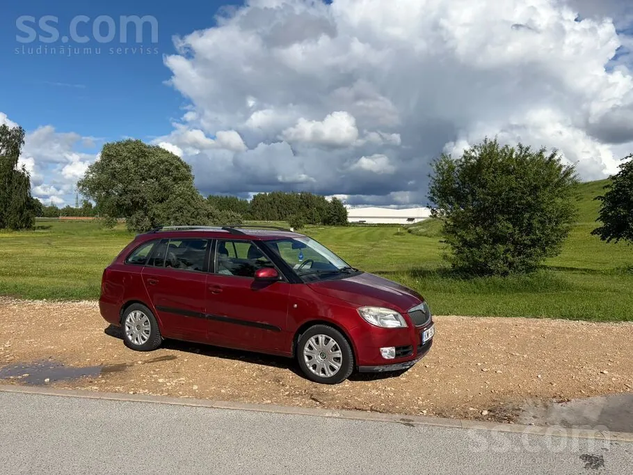 Skoda Fabia Combi 2008 photo 5