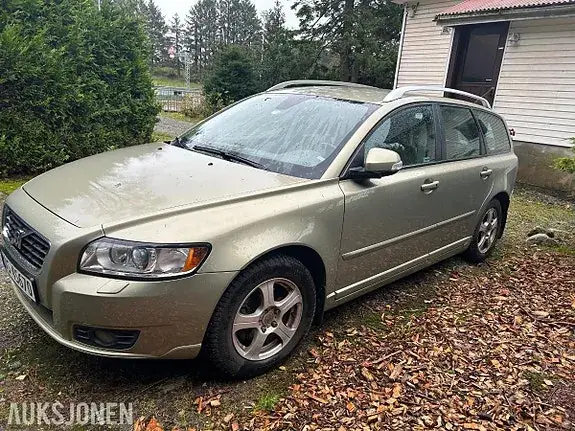 Volvo V50
