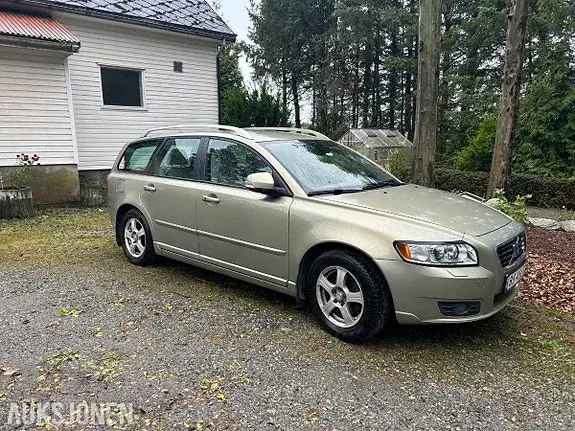 Volvo V50 2010 photo 3
