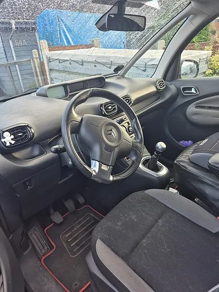Citroen C3 Picasso 2010 photo 5