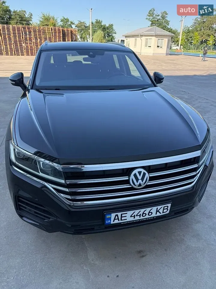 Volkswagen Touareg 2018 photo 3