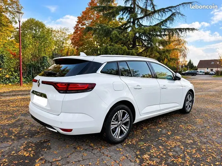Renault Megane 2021 photo 2