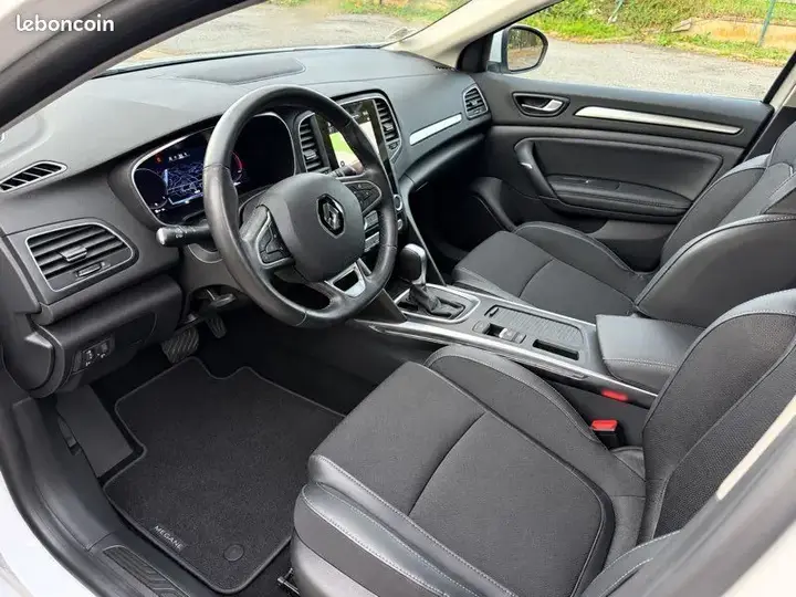 Renault Megane 2021 photo 3