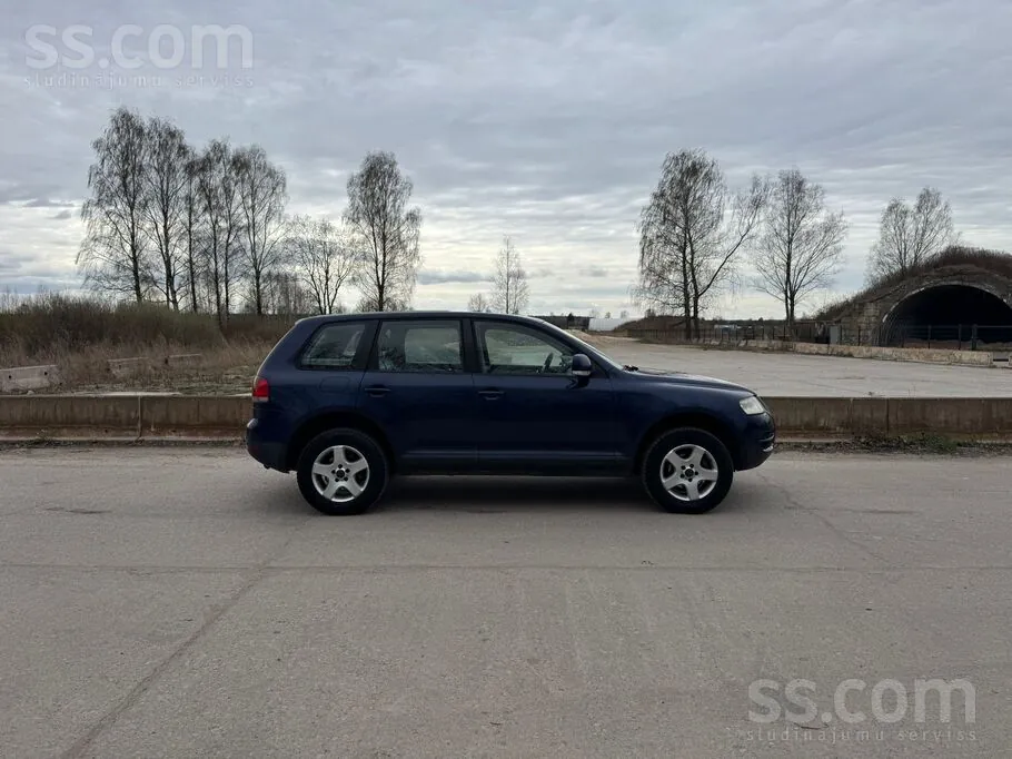 Volkswagen Toureg 2004 photo 2