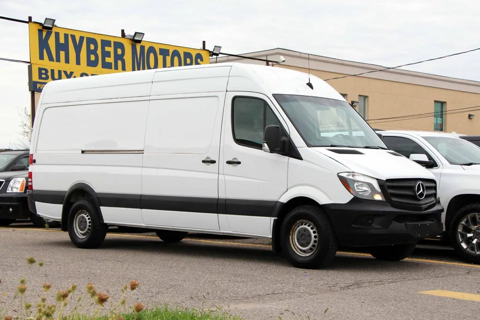 Mercedes-Benz Sprinter