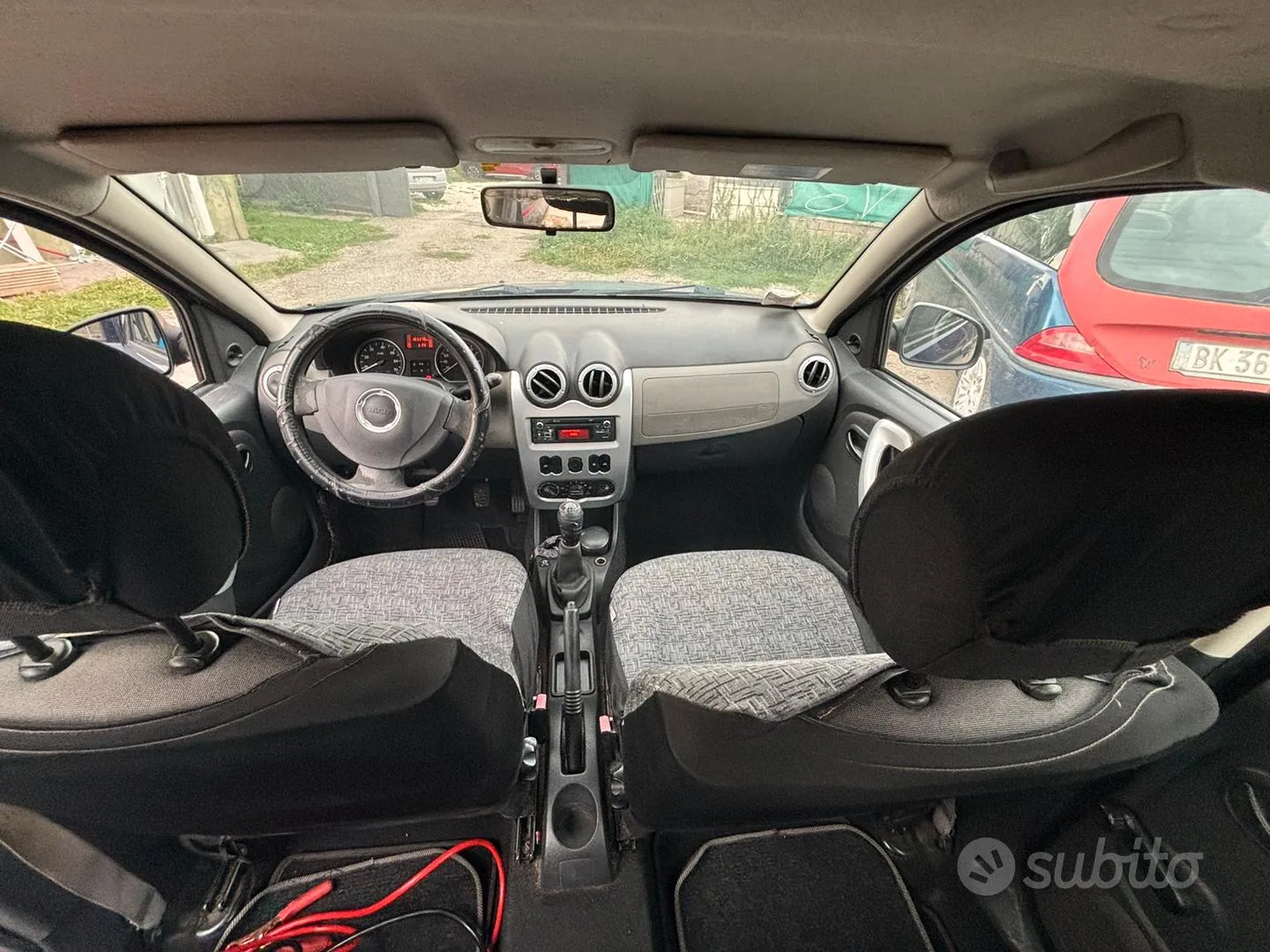 Dacia Sandero 2012 photo 4