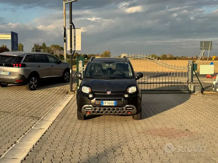 Fiat Panda Cross 2018 photo 2