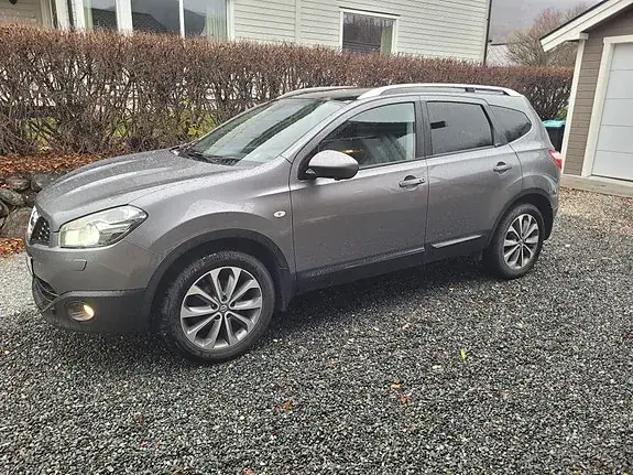 Nissan Qashqai+2 2013 photo 2