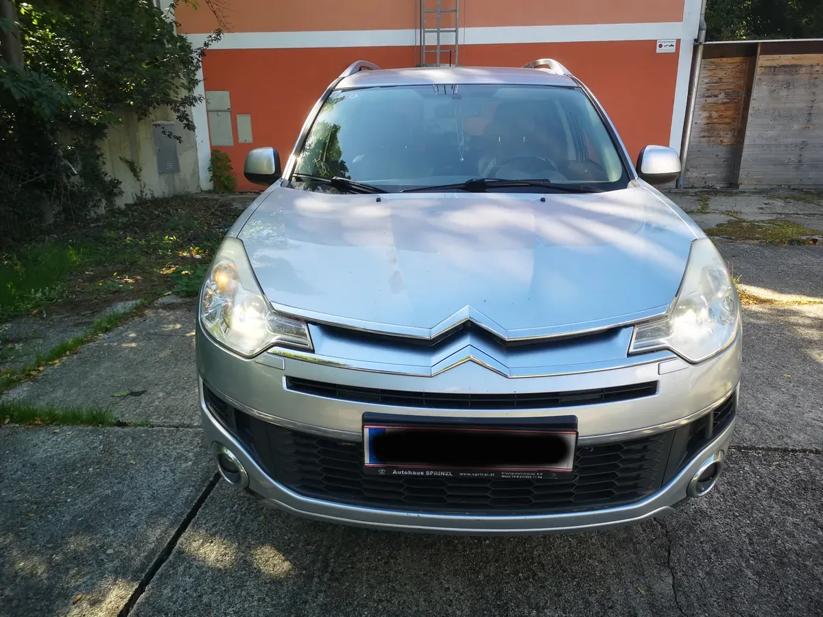 Citroen C-Crosser