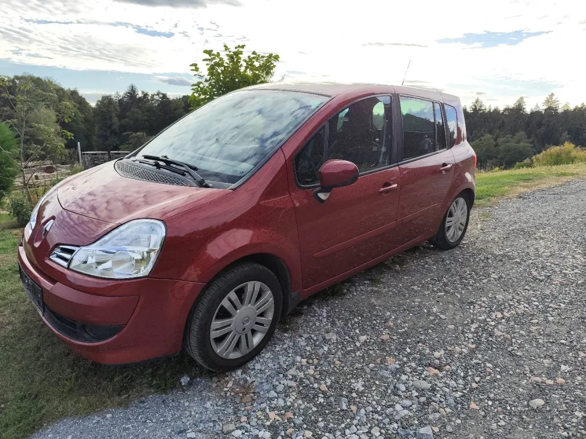 Renault Modus 2010 photo 3