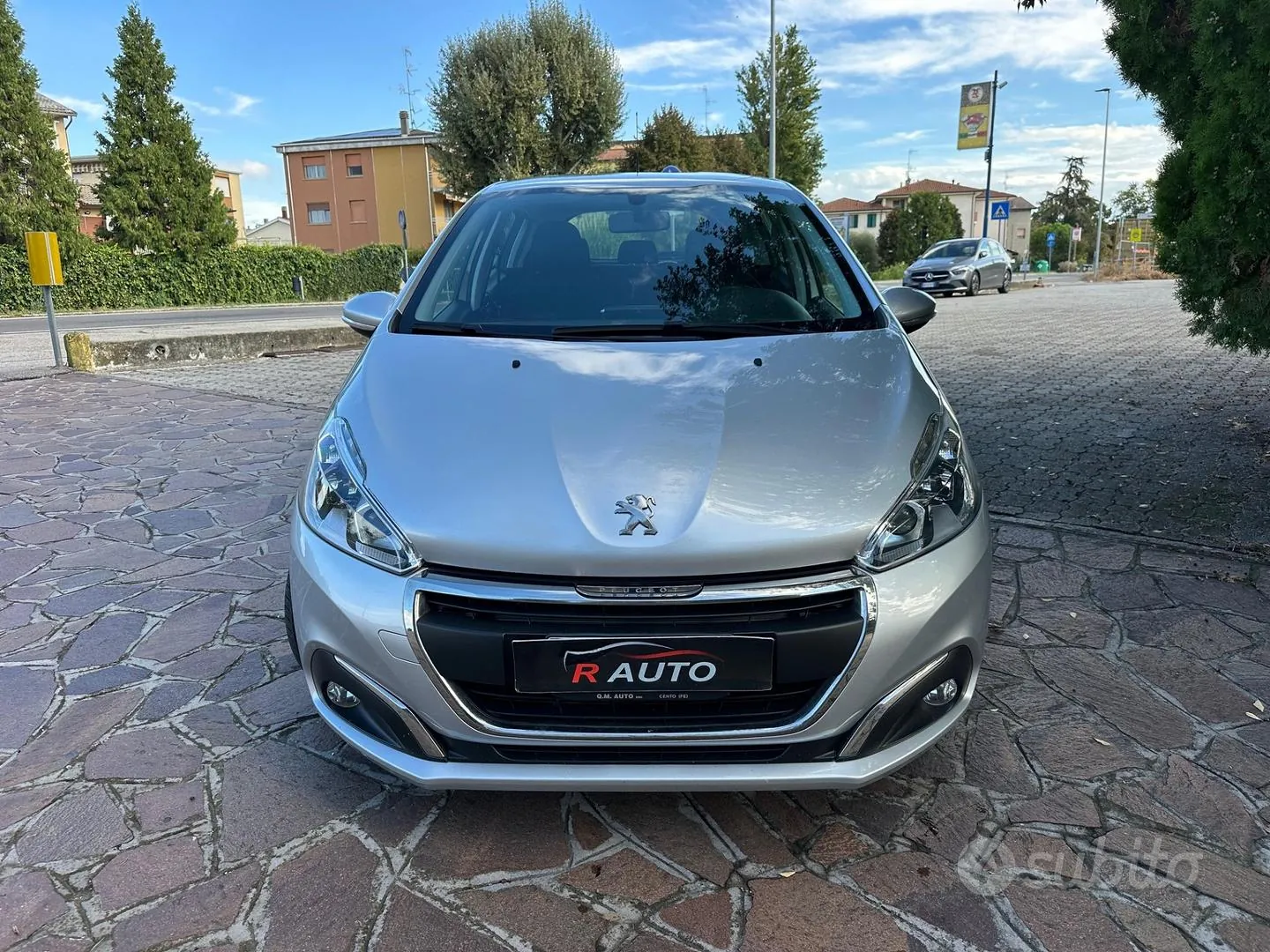 Peugeot 208 2016 photo 3