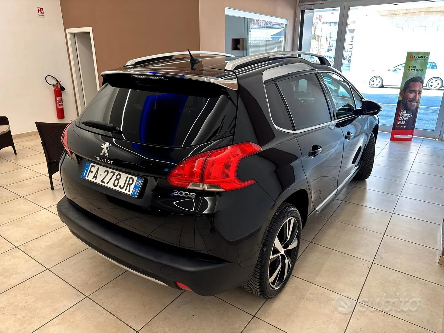 Peugeot 2008 2015 photo 4