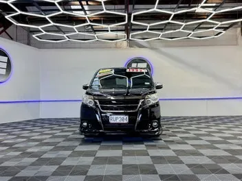 Toyota Esquire 2016 photo 3