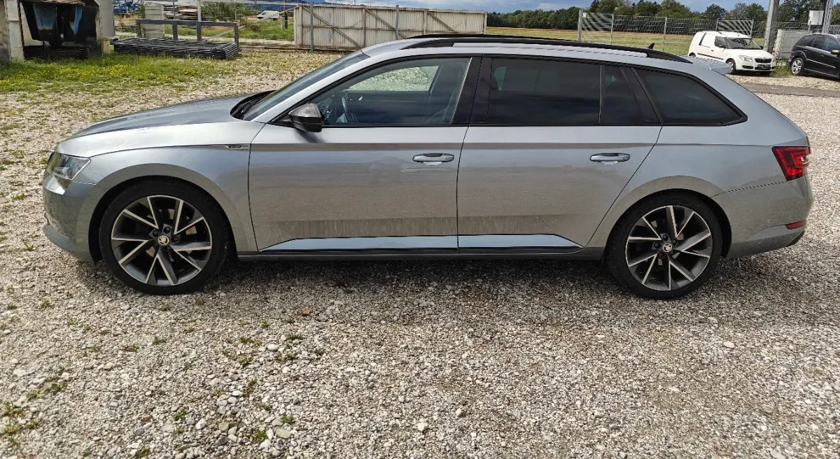 Skoda Superb 2019 photo 3