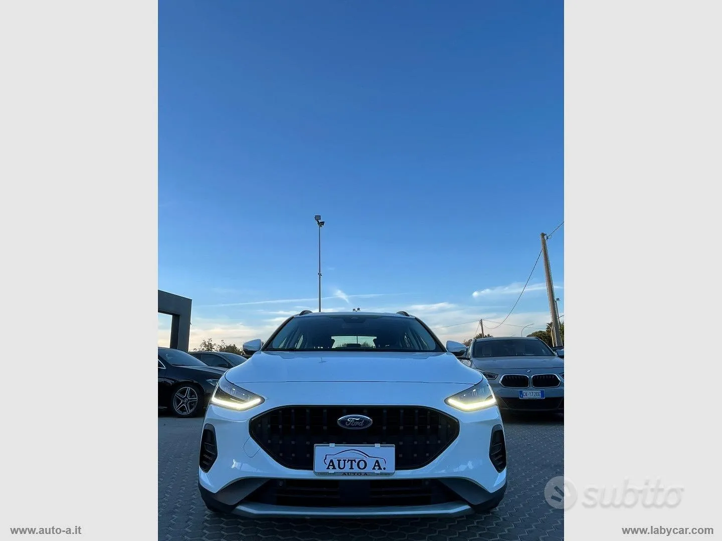 Ford Focus 2022 photo 2