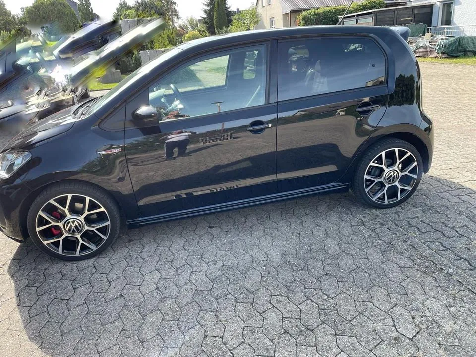Volkswagen Up