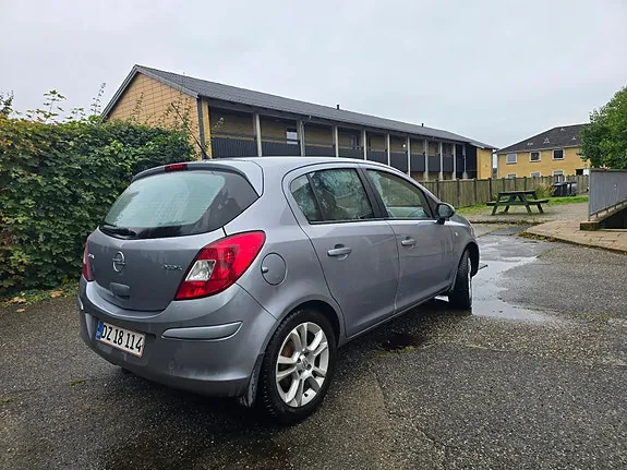 Opel Corsa 2009 photo 4