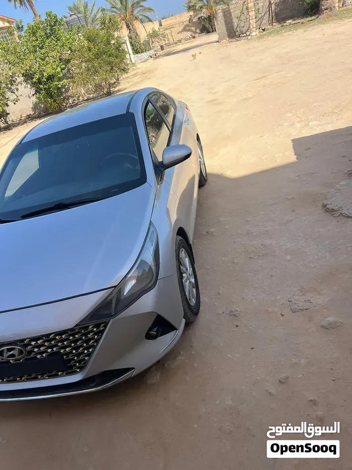 Hyundai Accent 2021 photo 2