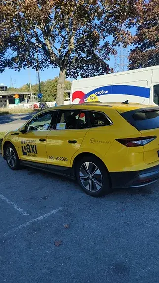 Skoda Enyaq 2023 photo 3