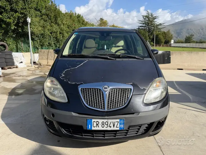 Lancia Musa 2005 photo 2