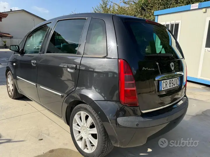 Lancia Musa 2005 photo 3