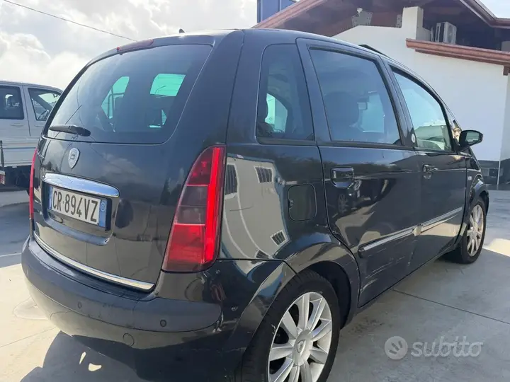 Lancia Musa 2005 photo 5