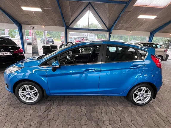 Ford Fiesta 2015 photo 4