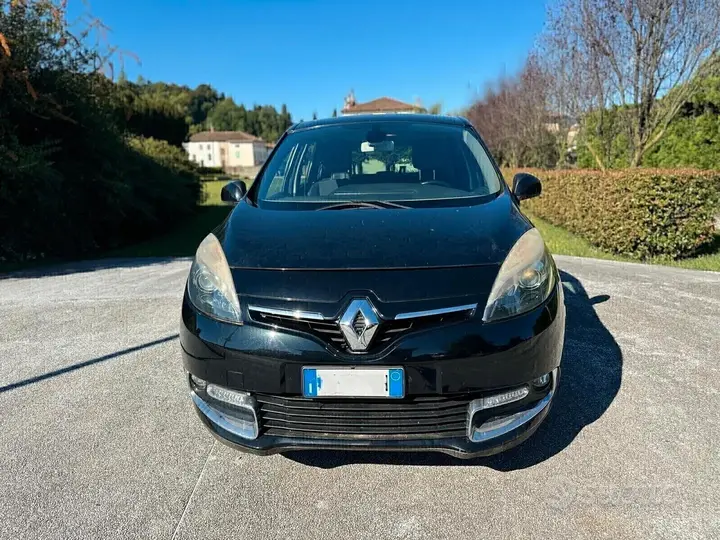 Renault Grand Scenic 2014 photo 2