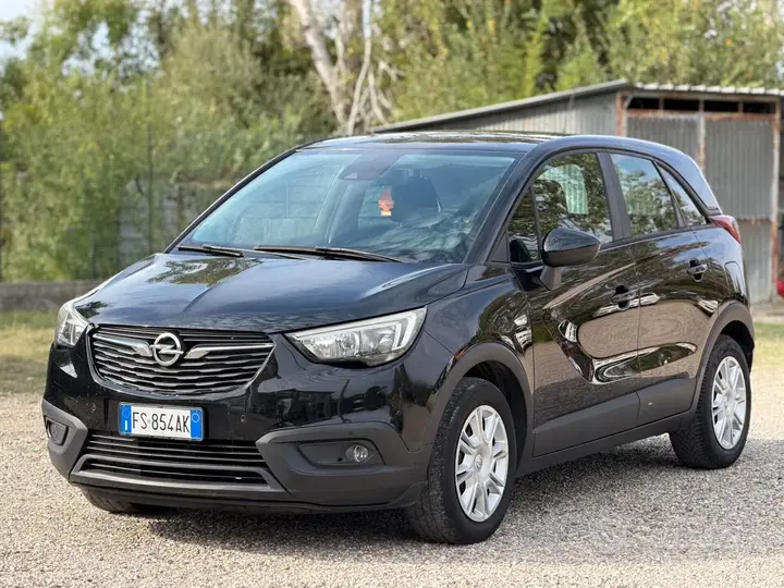 Opel Crossland X 2018 photo 2