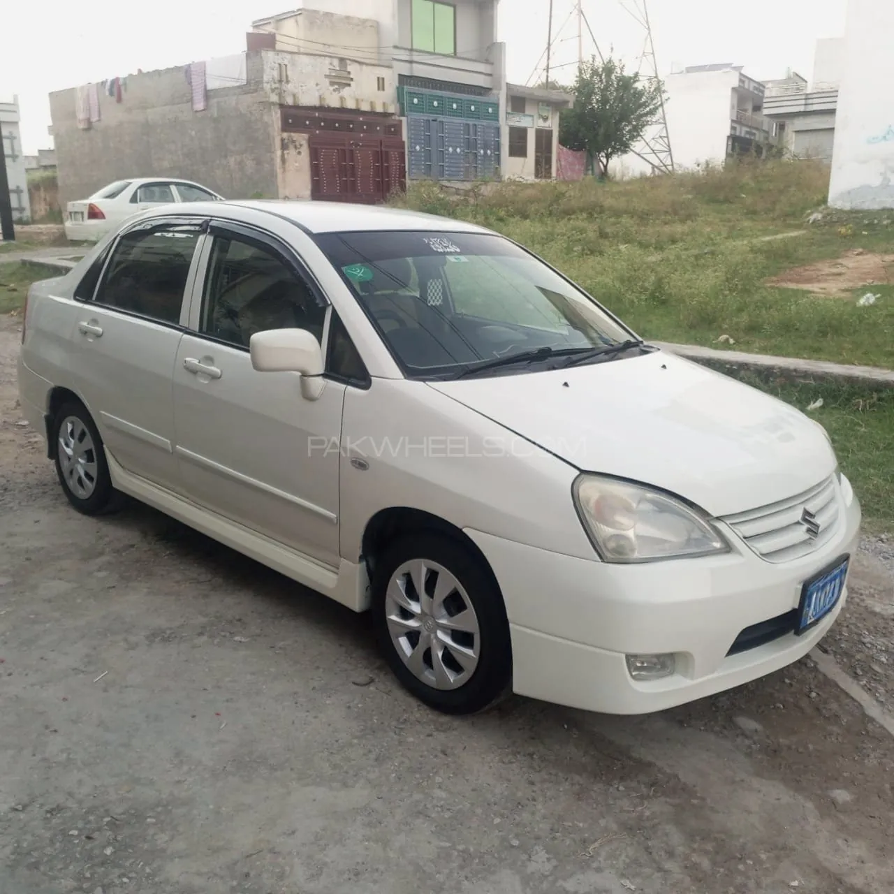Suzuki Liana