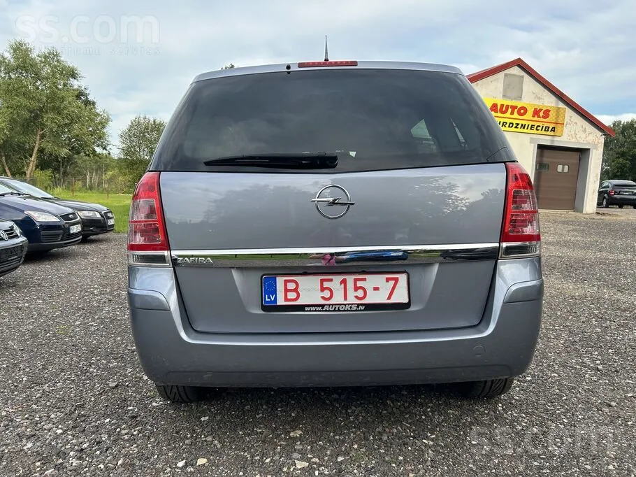 Opel Zafira 2010 photo 5